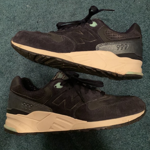 New Balance 999 - Picture 2 of 3